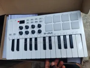 Studio Mudi Keybord M-Wave 