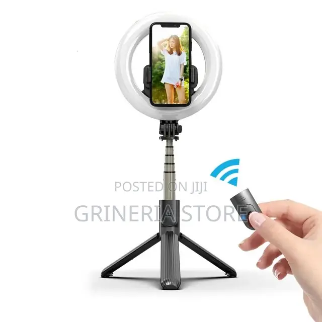 Remote Ring Light With Extendable Stand