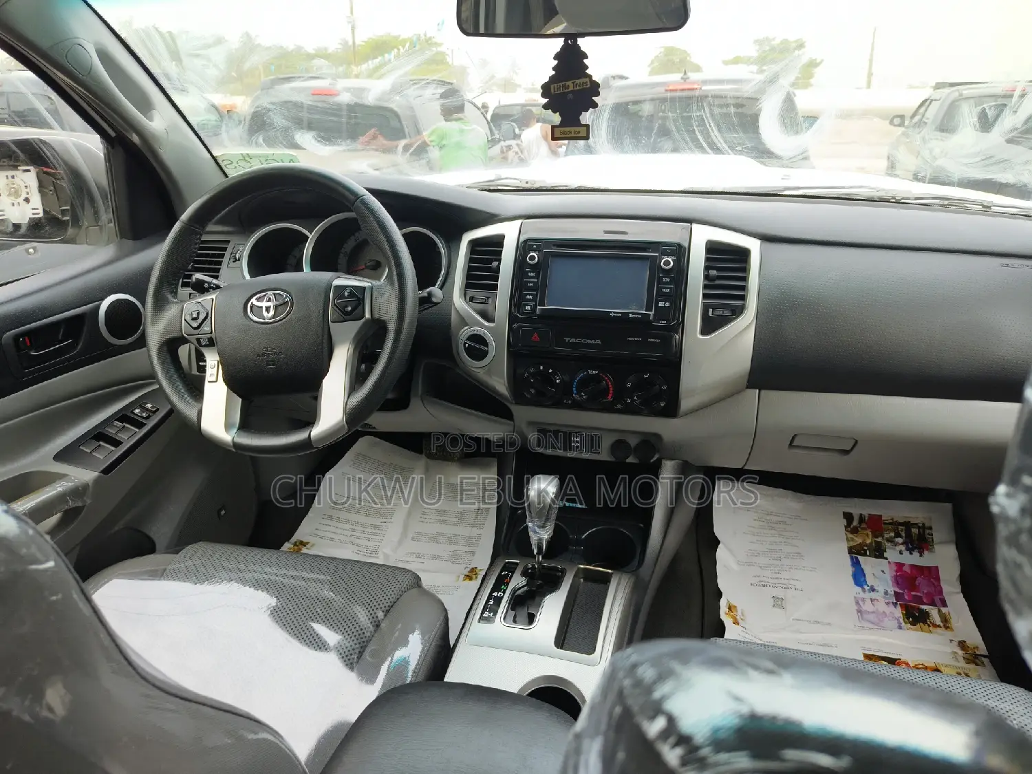 Toyota Tacoma 2015 White