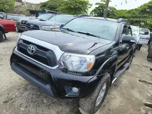 Toyota Tacoma 2015 Black