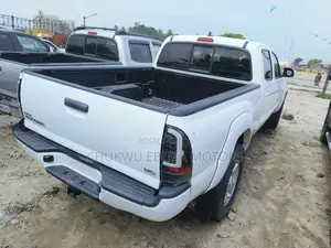 Toyota Tacoma Double Cab V6 Automatic 2012 White