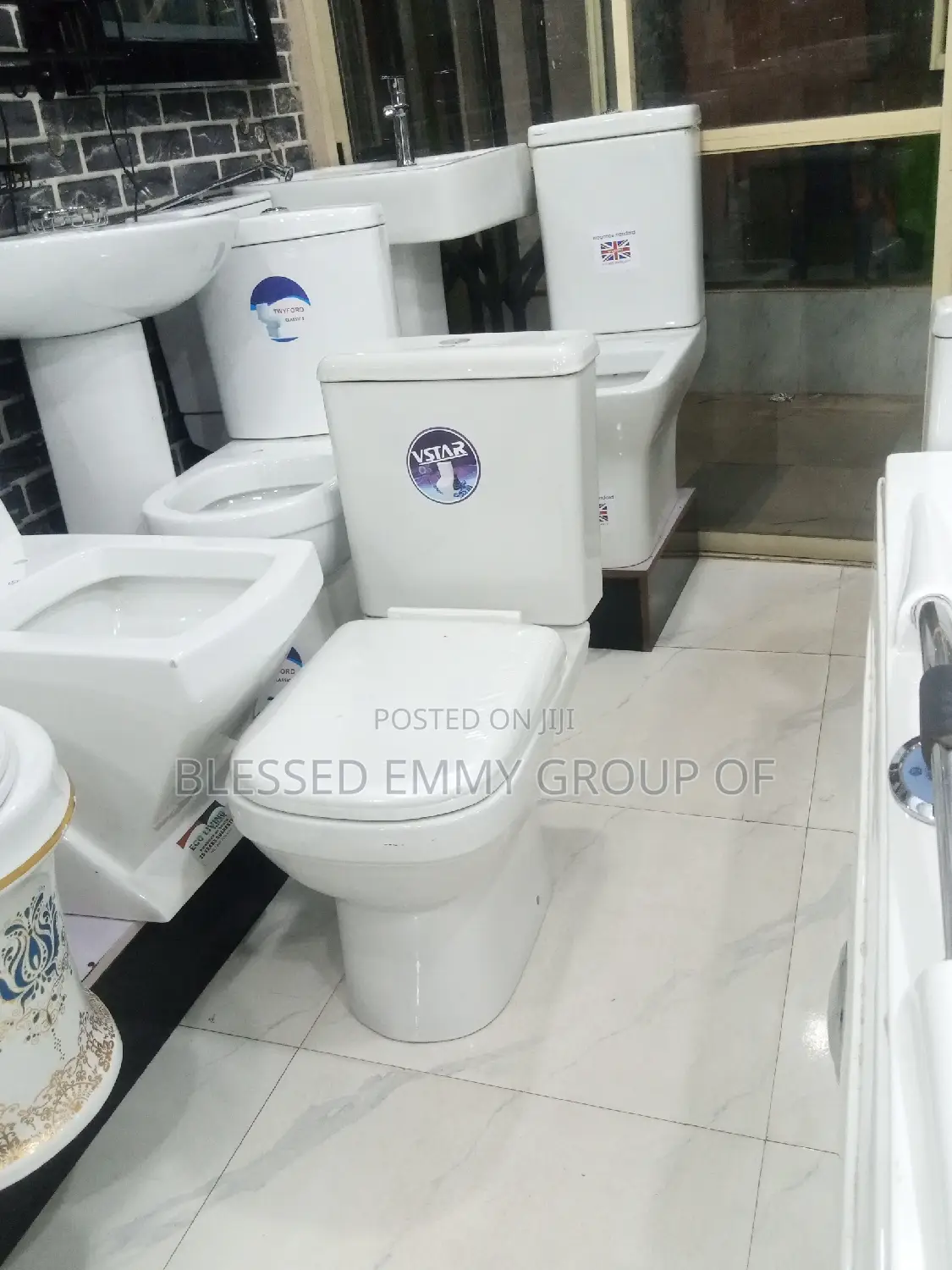 Real Square Shape Wc Original