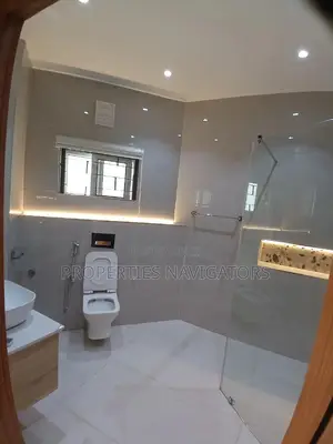 3bdrm Block of Flats in Wuse 2 for rent