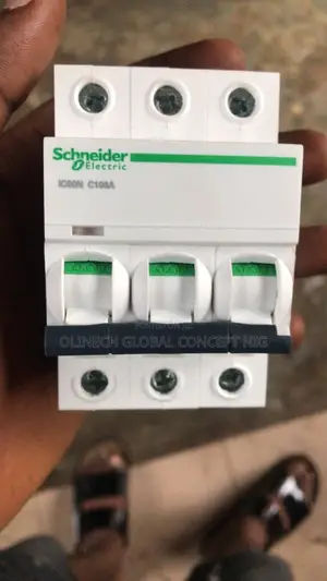 Acti9 100 a 3 Pole MCB Schneider
