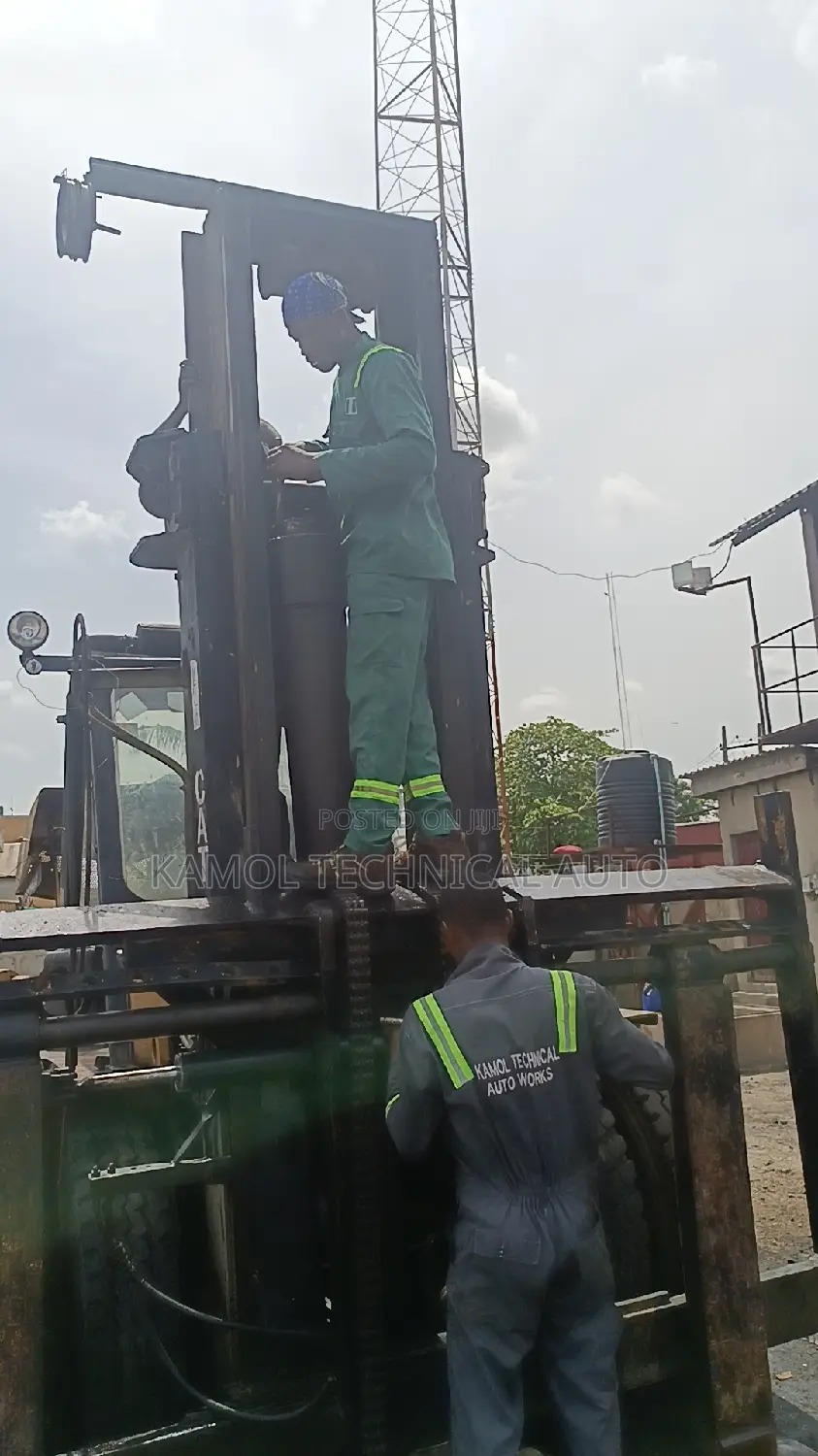 The Equipments Technician Exparts