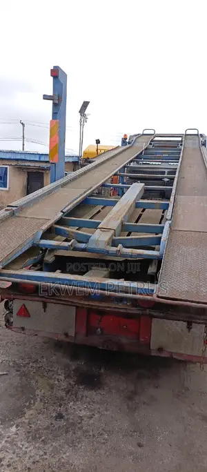 Multi Vehicles Carrier Recovery Truck Forsale