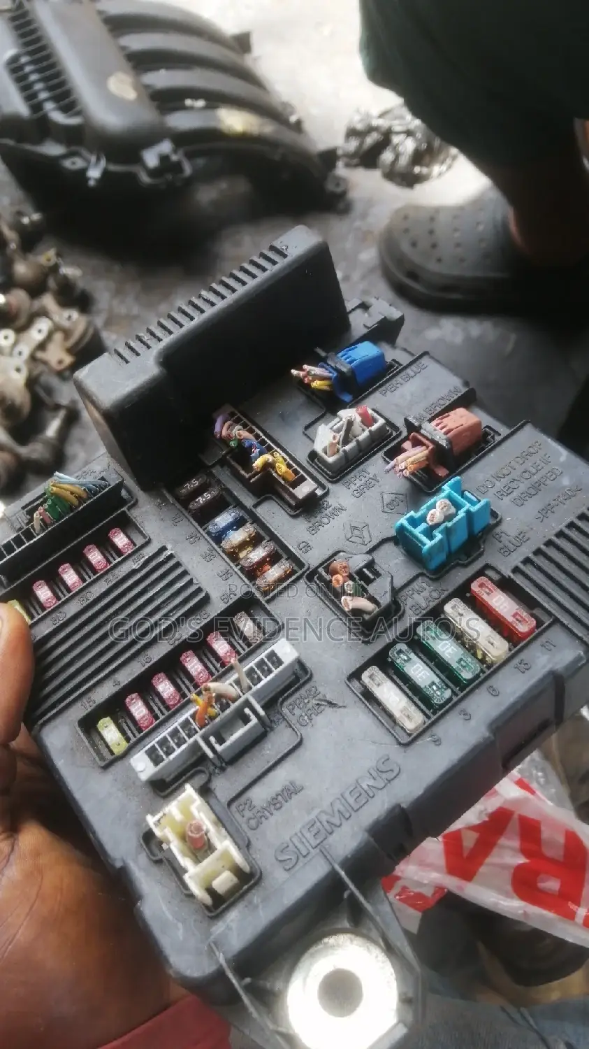 Fuse Box Renault Scenic 2