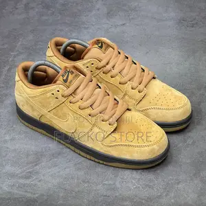 Original Nike Sb Dunk Low Wheatmeal Sneakers
