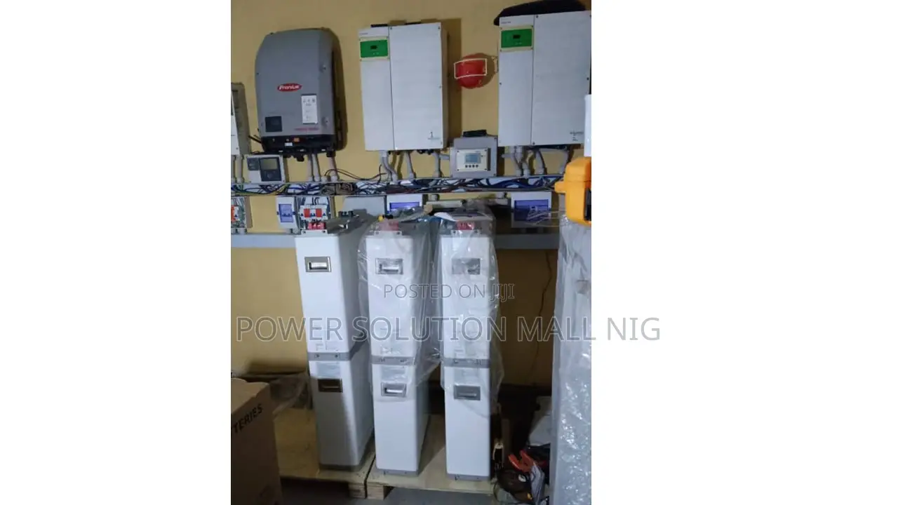 Grid Tie Inverter and Battery Solar Solution