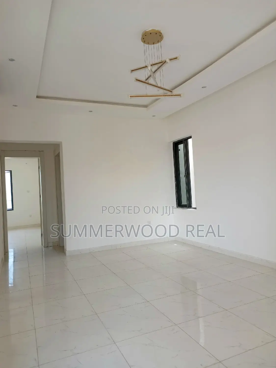 2bdrm Block of Flats in Lekki for sale