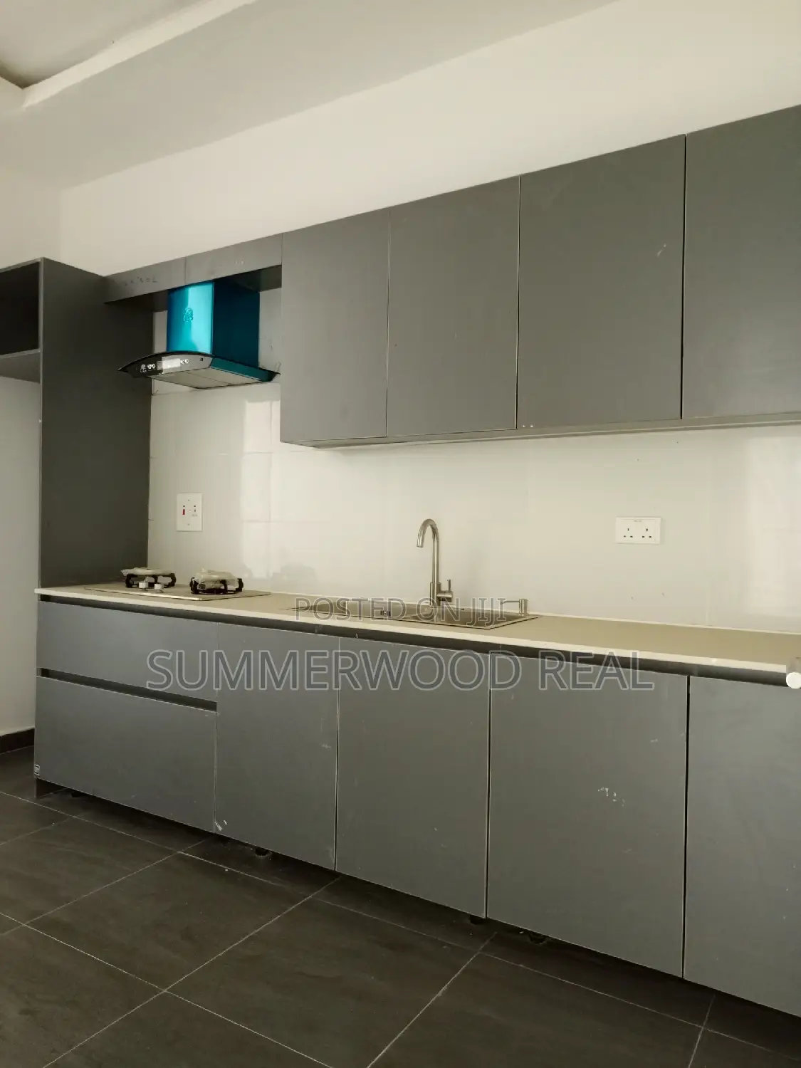2bdrm Block of Flats in Lekki for sale