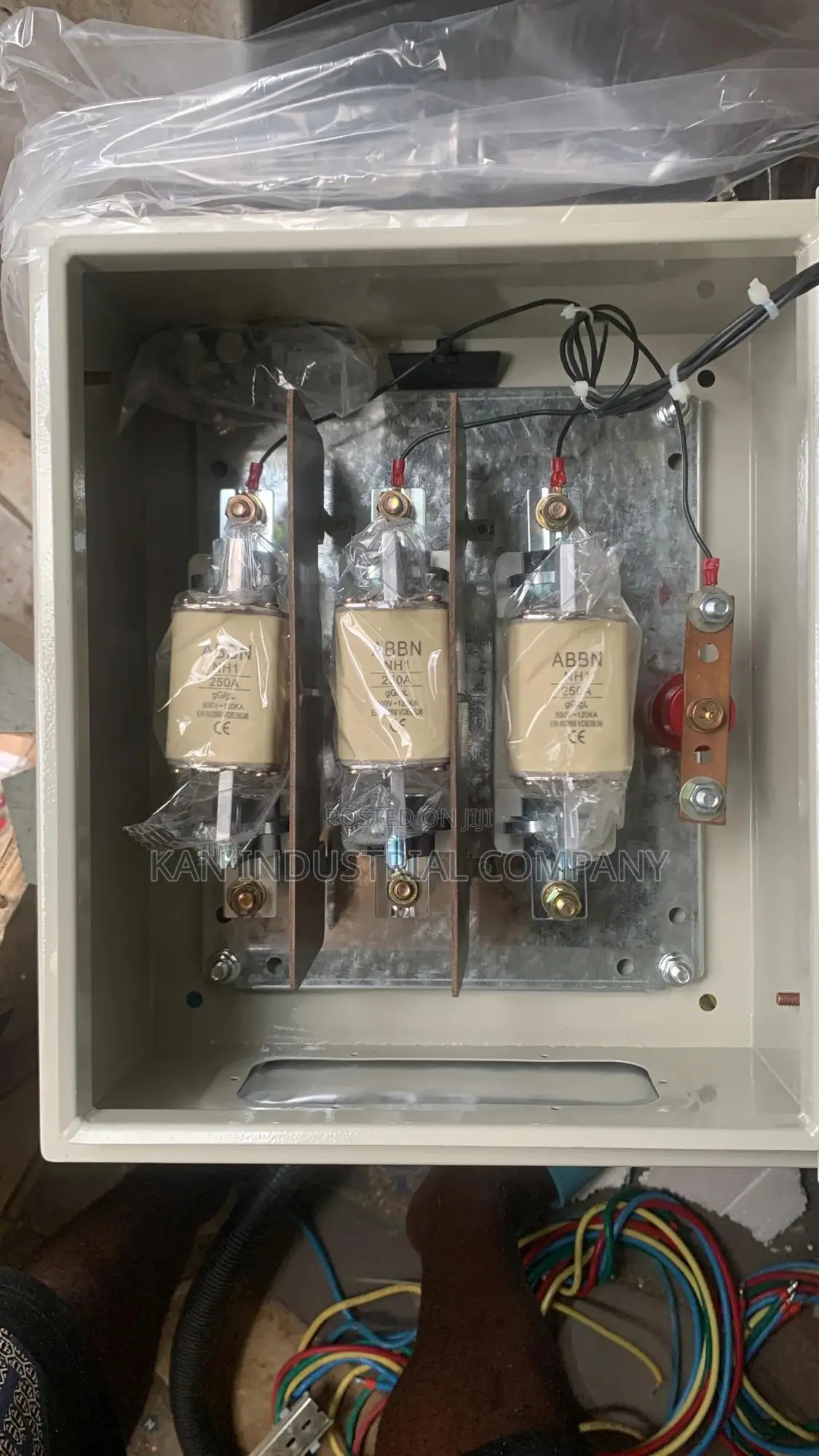 Cublic 200amps