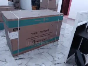 Environmental Friendly Hisense 420 Chest Freezer
