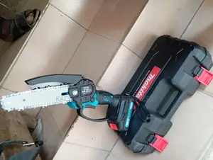 6" Cordless Chainsaw Machine