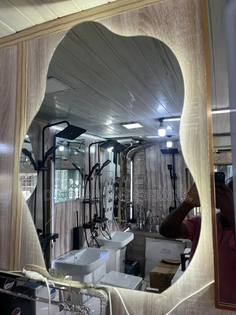 3 Light Luxury Led Mirror
