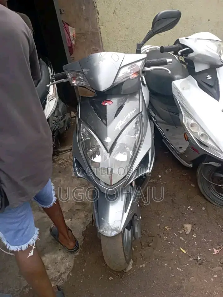 Honda Dio 2017 Red