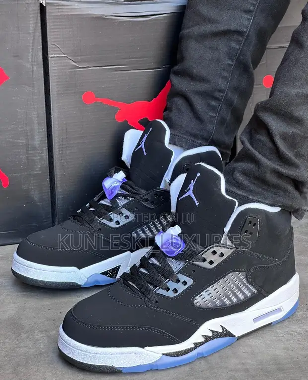 Jordan 5 Retro Moonlight (2021) | AcmShops Marketplace | Space Jam