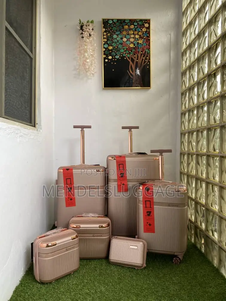 Fashionable 6 Set Unbreakable Luggage