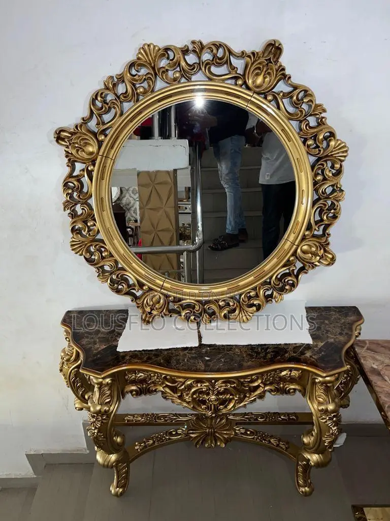 Royal Conso and Mirror