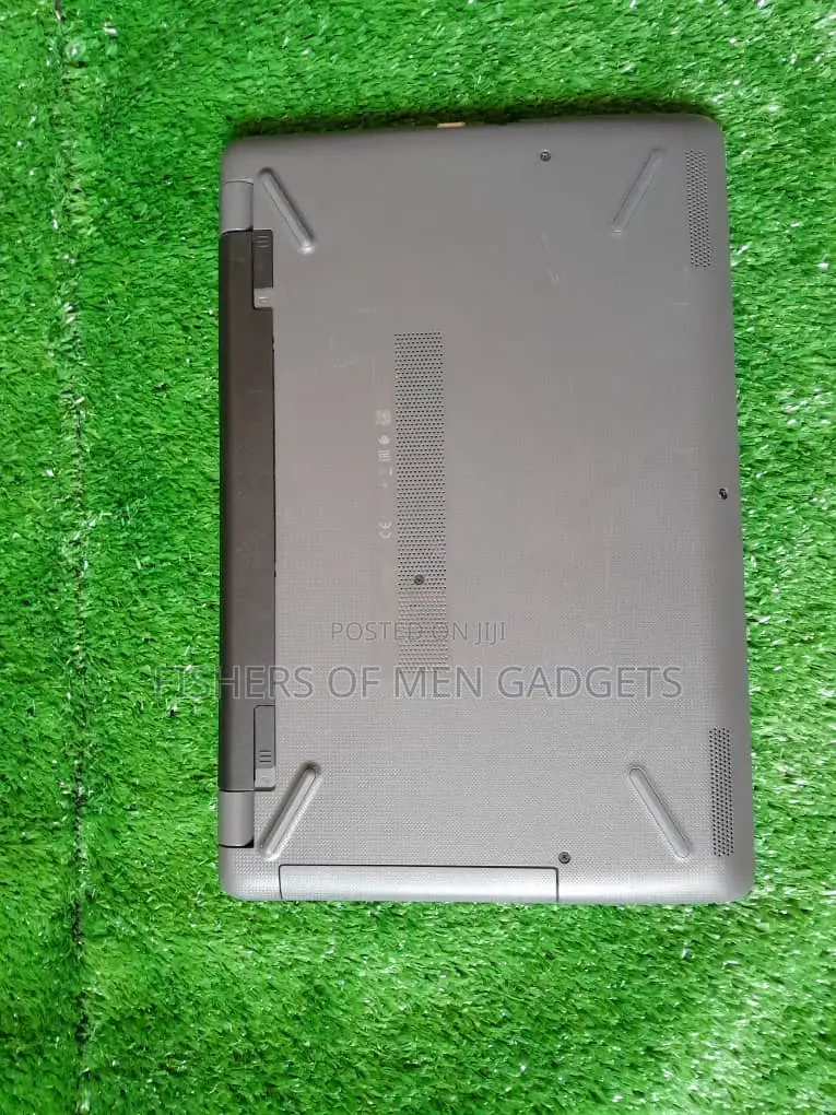 Laptop HP 15-Dw0037wm 8GB Intel Core I3 SSD 256GB
