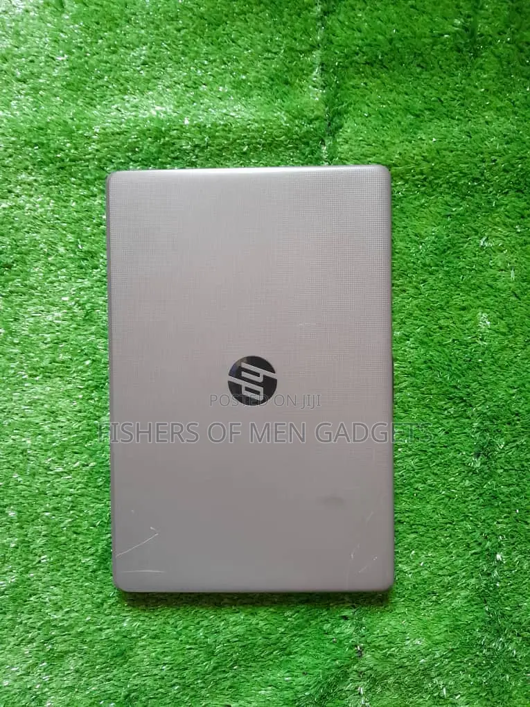 Laptop HP 15-Dw0037wm 8GB Intel Core I3 SSD 256GB