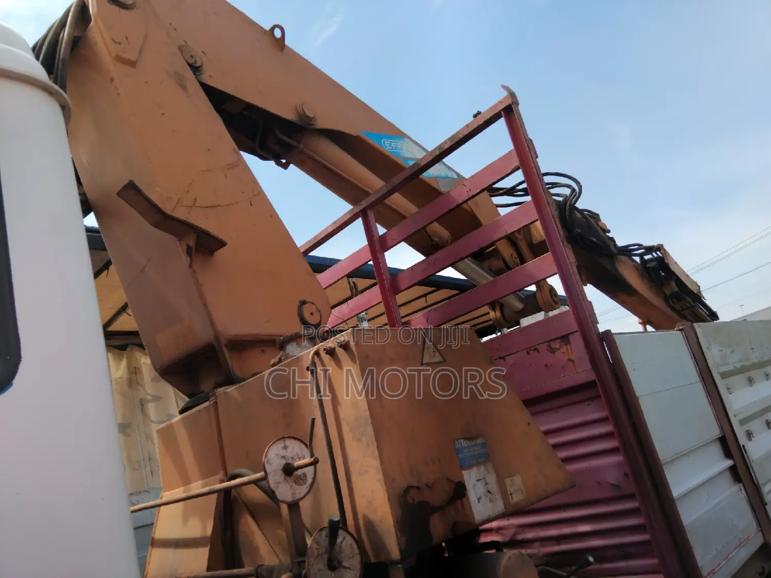 Mercedes Truck 15tons Self-Loader