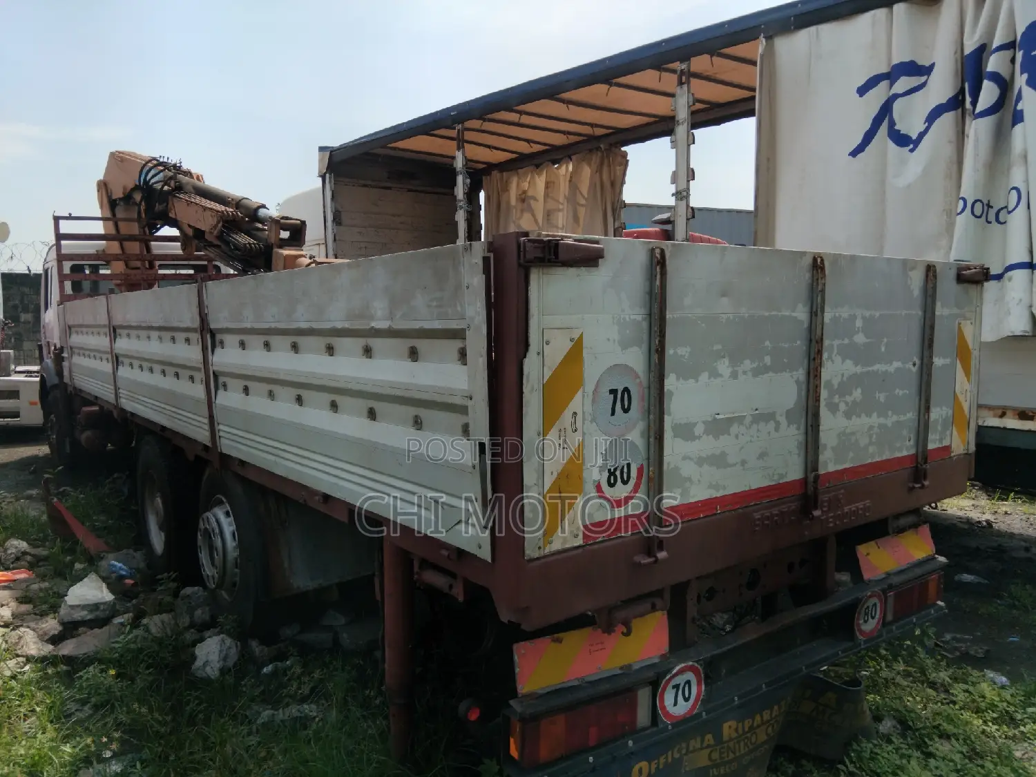 Mercedes Truck 15tons Self-Loader