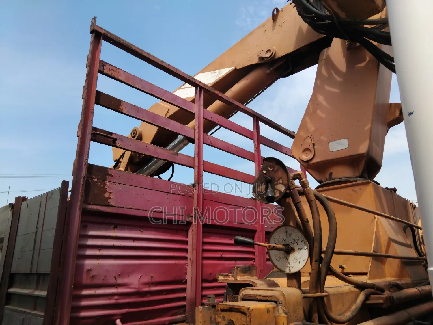 Mercedes Truck 15tons Self-Loader