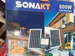 600w Solar Floor Lamp