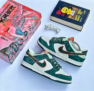 Original NIKE SB DUNK Low 1 Sneakers Available in Store