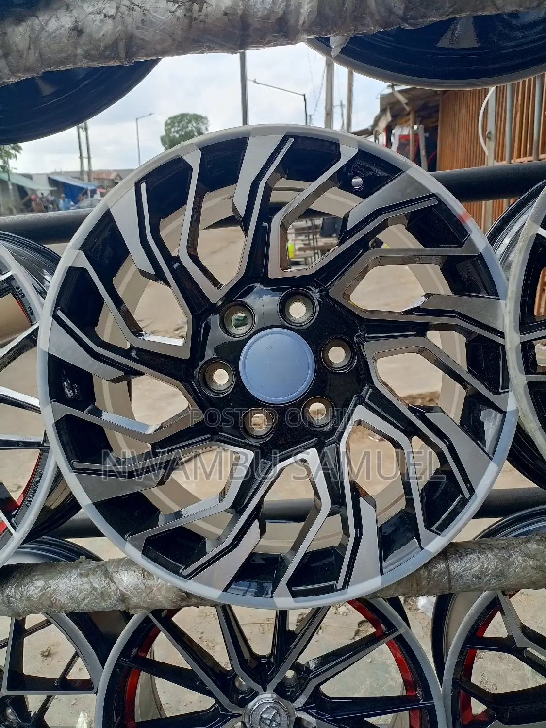 18 Rim Universal