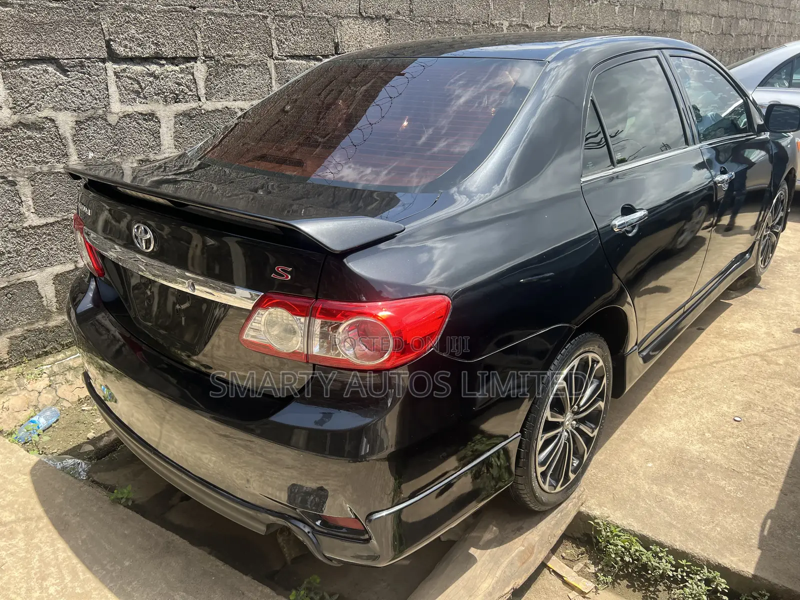 Toyota Corolla 2013 Black