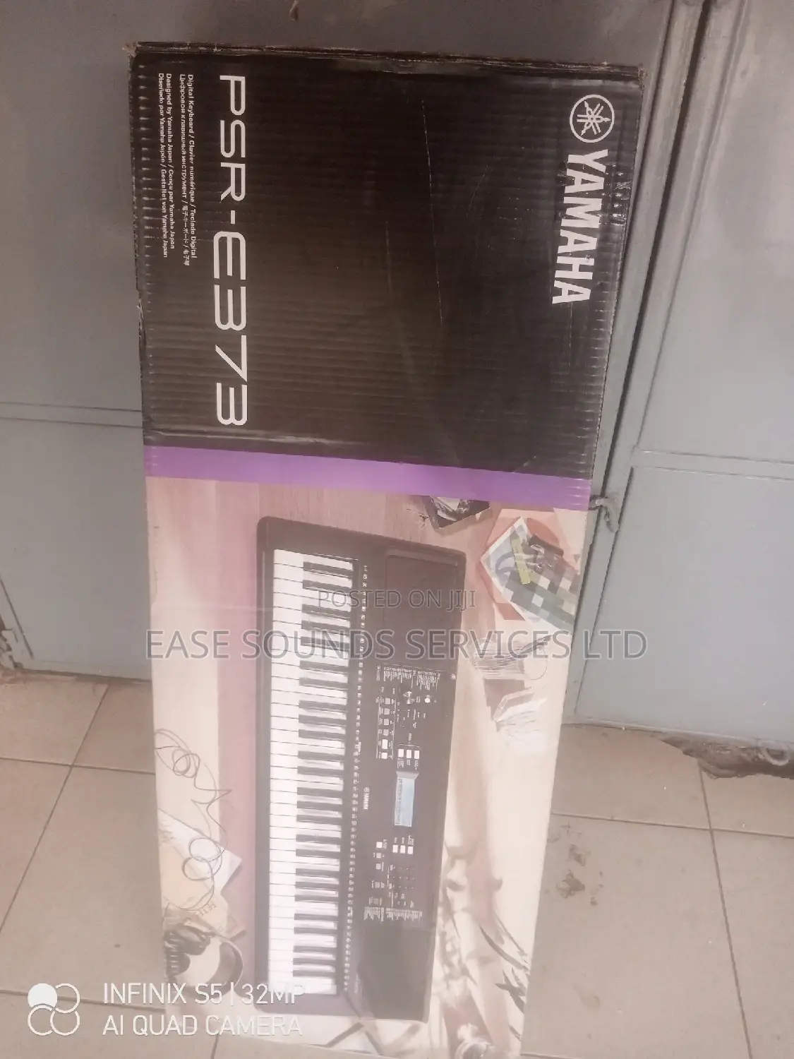 Yamaha Keyboard 373