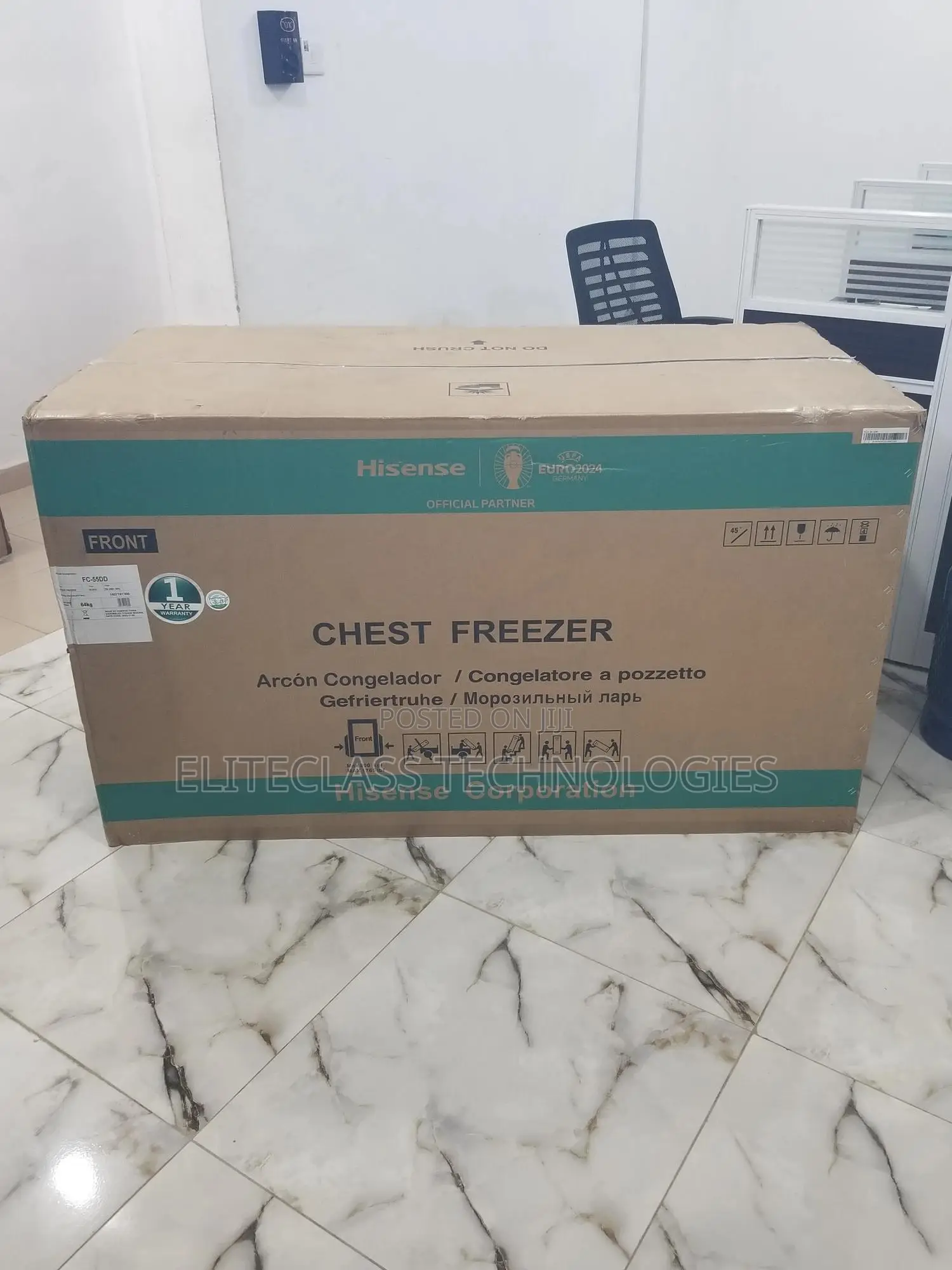 Affordable FC-55DD Hisense Chest Freezer 420L.