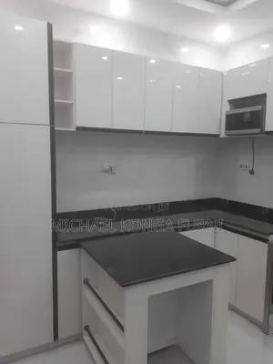 Classic and Stylish Kitchen