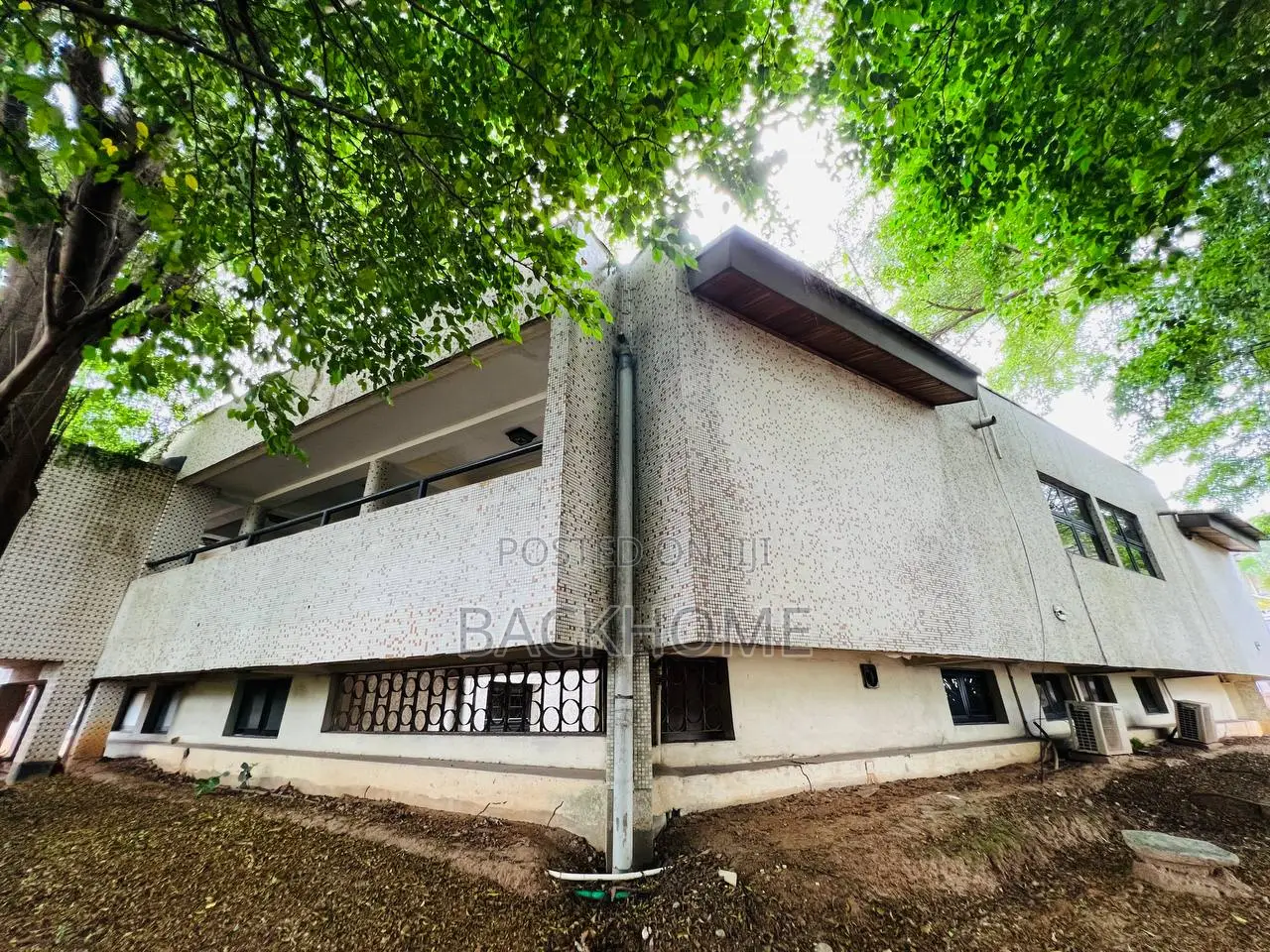 18bdrm Mansion in Osborne Foreshore for sale in Osborne Foreshore