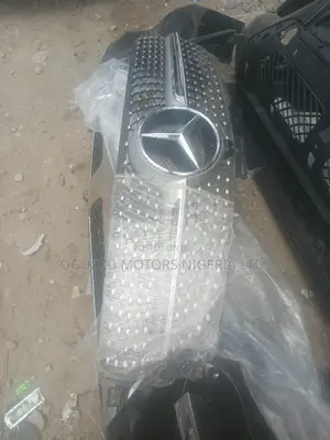 Front Grille ML350 2014 Model