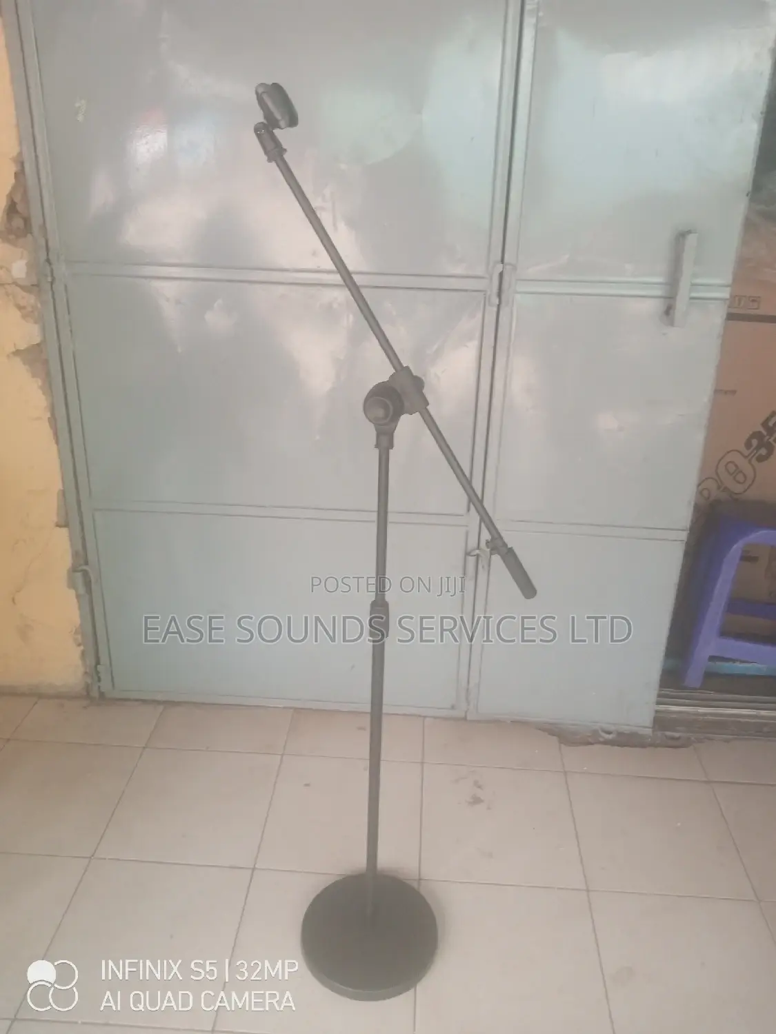 Microphone Stand (Roundbass)