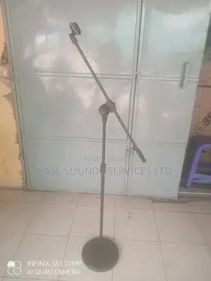 Microphone Stand (Roundbass)