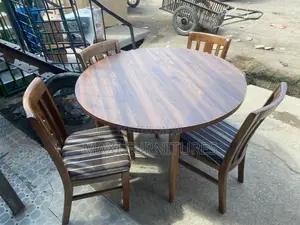 Dinning by 4 Seaters