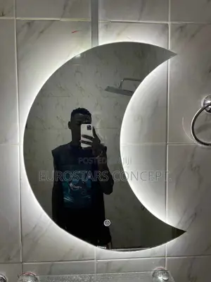 Moon Designed Led Mirror With Lights