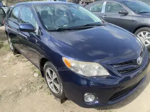 Toyota Corolla 2013 Blue