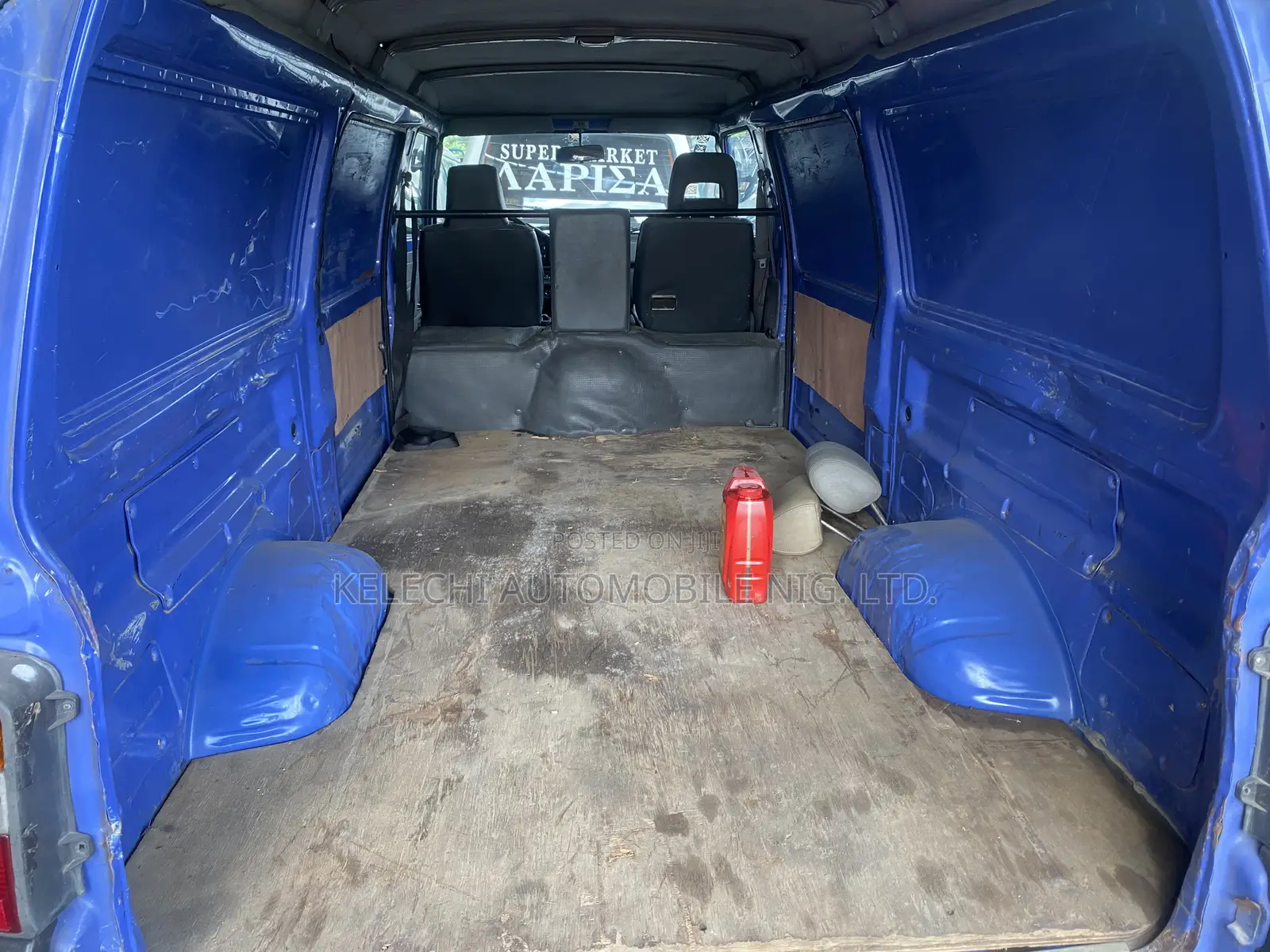 Mitsubishi L300 2002 Blue