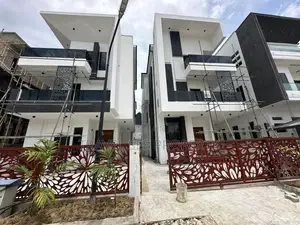 Furnished 5bdrm Duplex in Private Estate Lekki for sale