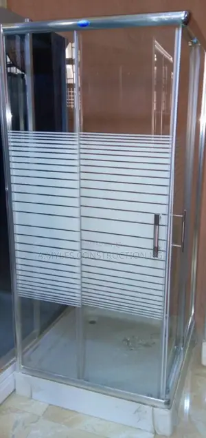 Benq Shower Cubicles