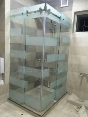 Am Shower Cubicles