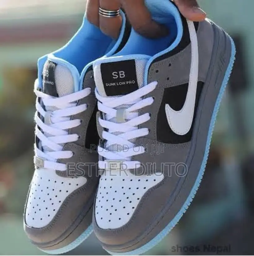 Nike Sneakers