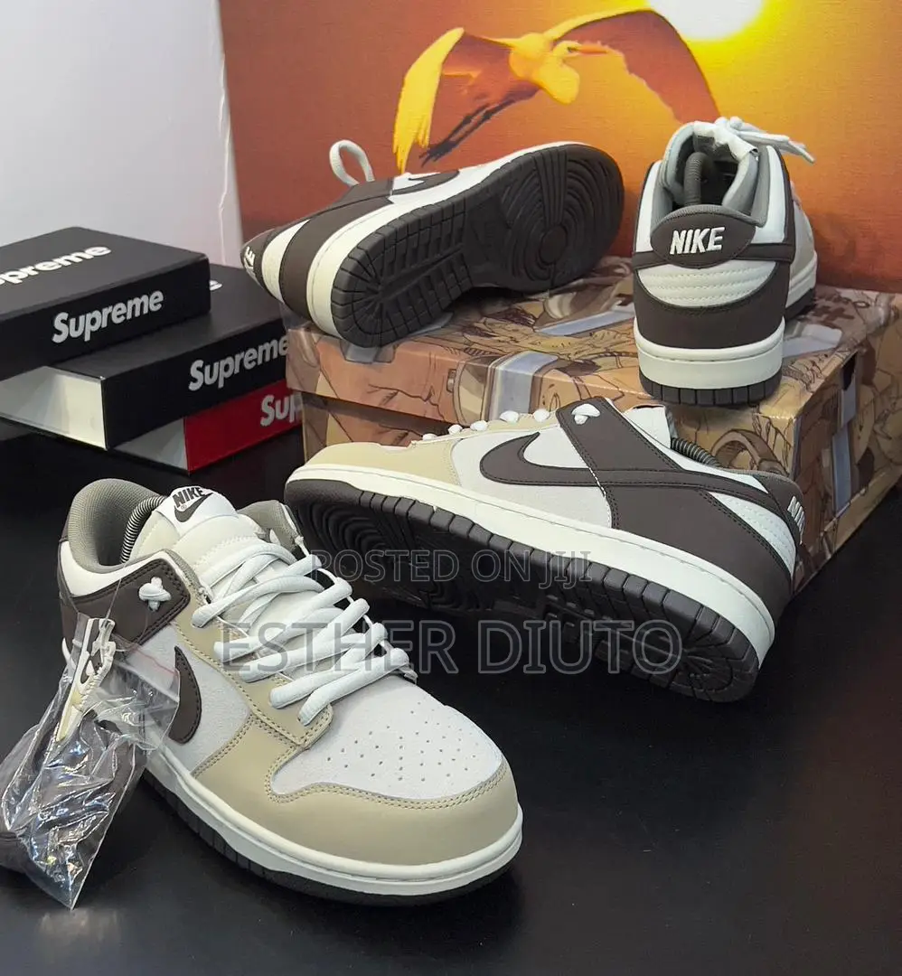 Nike Sneakers