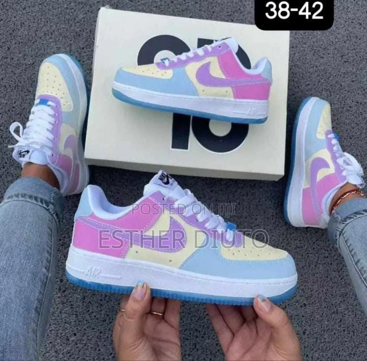 Nike Sneakers