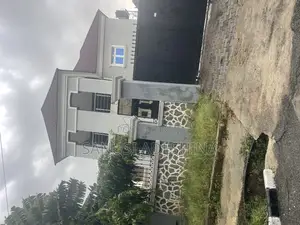 4bdrm Duplex in Gwarimpa Estate By, Gwarinpa for rent